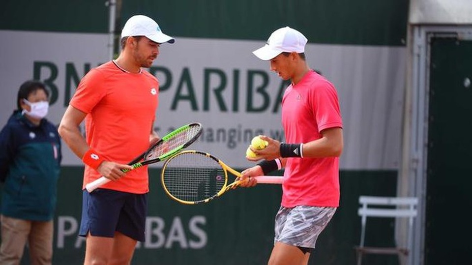 Tay vợt gốc Việt lỡ cơ hội vào tứ kết Roland Garros - 1 Tay vợt gốc Việt lỡ cơ hội vào tứ kết Roland Garros - 1