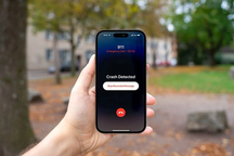 Mỹ: iPhone 14 đang gây rắc rối cho 911