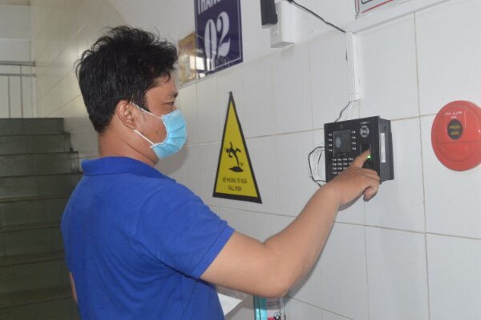 Cần Thơ: Xét nghiệm SARS-CoV-2, quản lý bằng vân tay người nhà bệnh nhân - 1 Cần Thơ: Xét nghiệm SARS-CoV-2, quản lý bằng vân tay người nhà bệnh nhân - 1