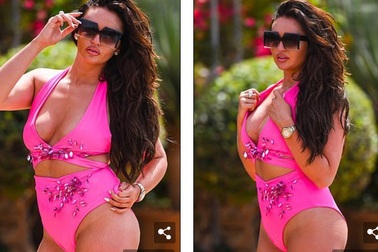 Charlotte Dawson bốc lửa với áo tắm