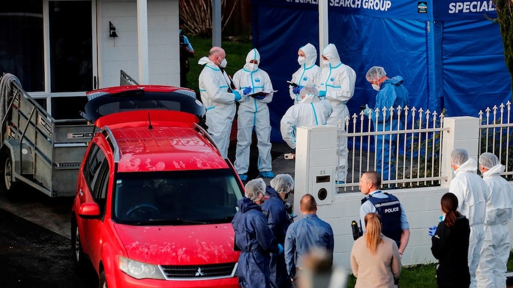 Hàn Quốc bắt nữ nghi phạm sát hại 2 trẻ em giấu trong vali - 1