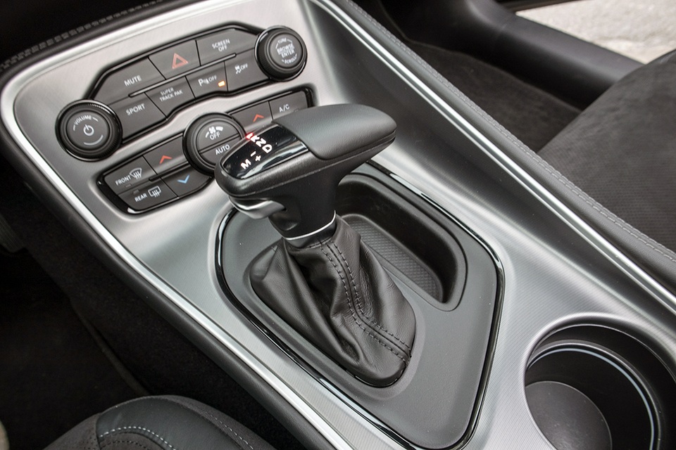 Khám phá xe cơ bắp Dodge Challenger GT bản 2021 đầu tiên về Việt Nam - 9 Khám phá xe cơ bắp Dodge Challenger GT bản 2021 đầu tiên về Việt Nam - 9