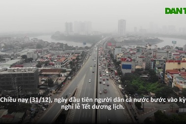 Hà Nội: Bến xe vắng lạ thường chiều cuối năm