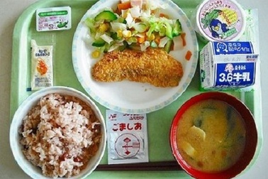 Sức khỏe Việt Nam: Kinh nghiệm từ “Bữa ăn học đường Nhật Bản”