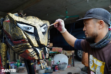 Họa sĩ khắc họa những góc nhìn khác biệt về ông Ba Mươi