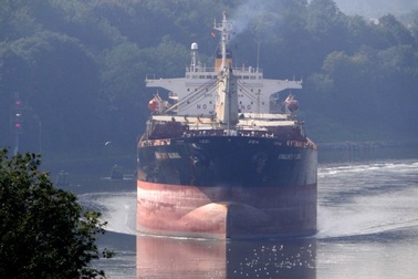 Vinalines rao bán tàu "khủng" với giá khởi điểm chưa tới 4% giá mua