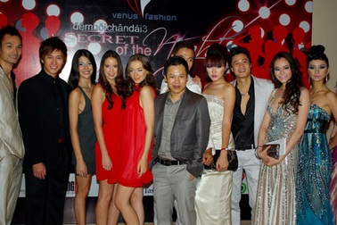 Đằng sau mối quan hệ ông bầu - người đẹp: Nổi tiếng và… tai tiếng