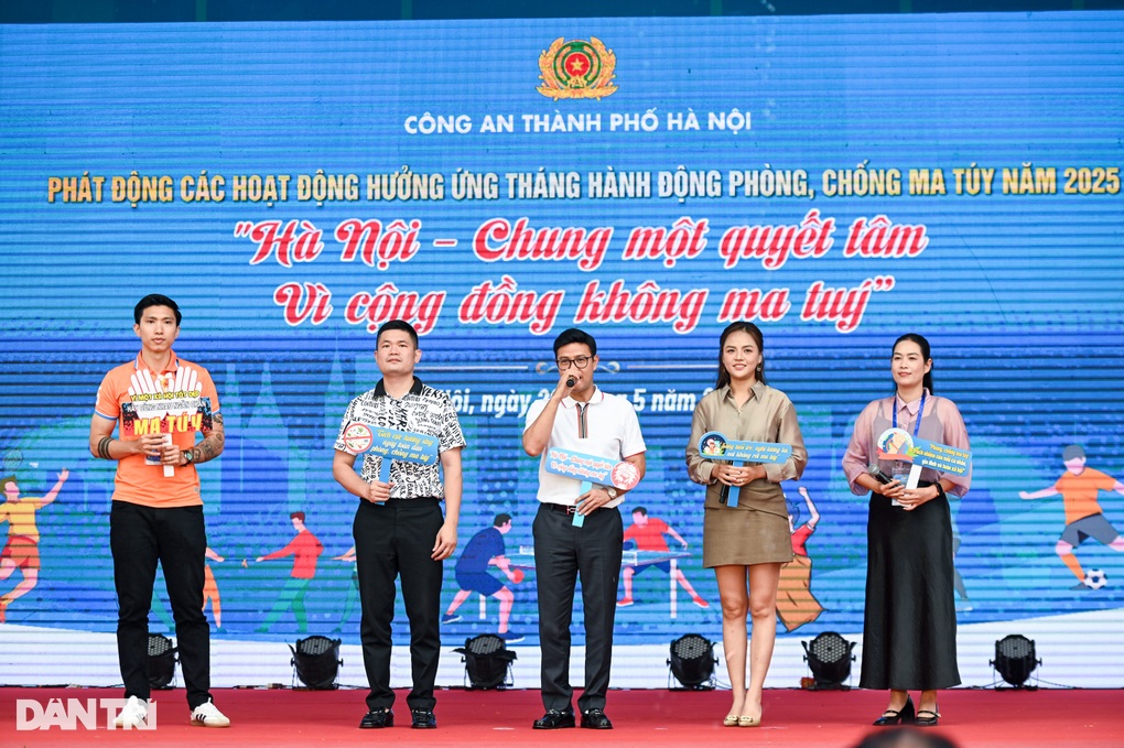 Tổng rà soát, quản lý chặt chẽ các đối tượng loạn thần, ngáo đá ở Hà Nội - 3 Tổng rà soát, quản lý chặt chẽ các đối tượng loạn thần, ngáo đá ở Hà Nội - 3