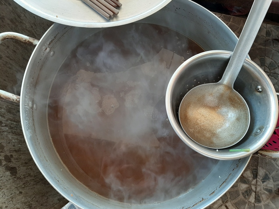 Xuýt xoa nếm thử bún nước lèo “ăn rồi lại muốn ăn thêm” đặc sản ở Sóc Trăng - 2 Xuýt xoa nếm thử bún nước lèo “ăn rồi lại muốn ăn thêm” đặc sản ở Sóc Trăng - 2