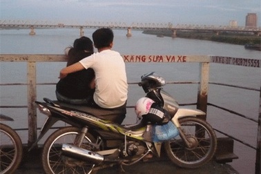 Mất đời con gái vì quan niệm “trời ơi”