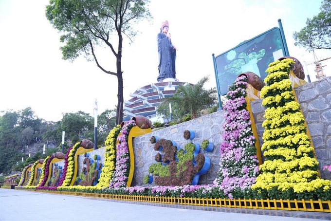 Cận cảnh Tượng Phật Bà lớn nhất Châu Á tại Tây Ninh - Ảnh 5. Cận cảnh Tượng Phật Bà lớn nhất Châu Á tại Tây Ninh - Ảnh 5.