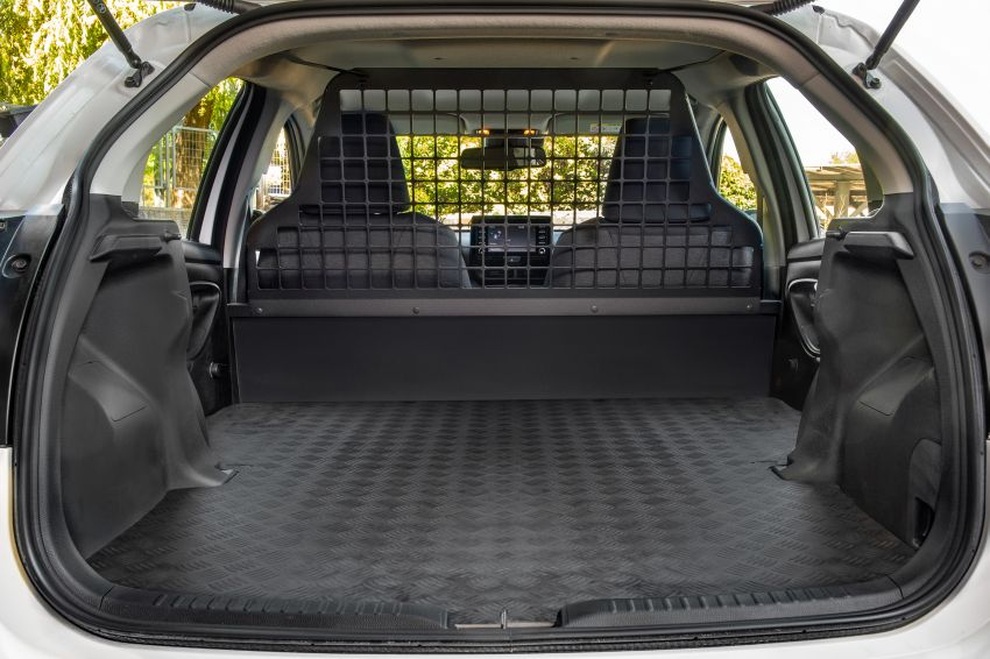 Toyota Yaris có thêm phiên bản ECOVan - 12 Toyota Yaris có thêm phiên bản ECOVan - 12