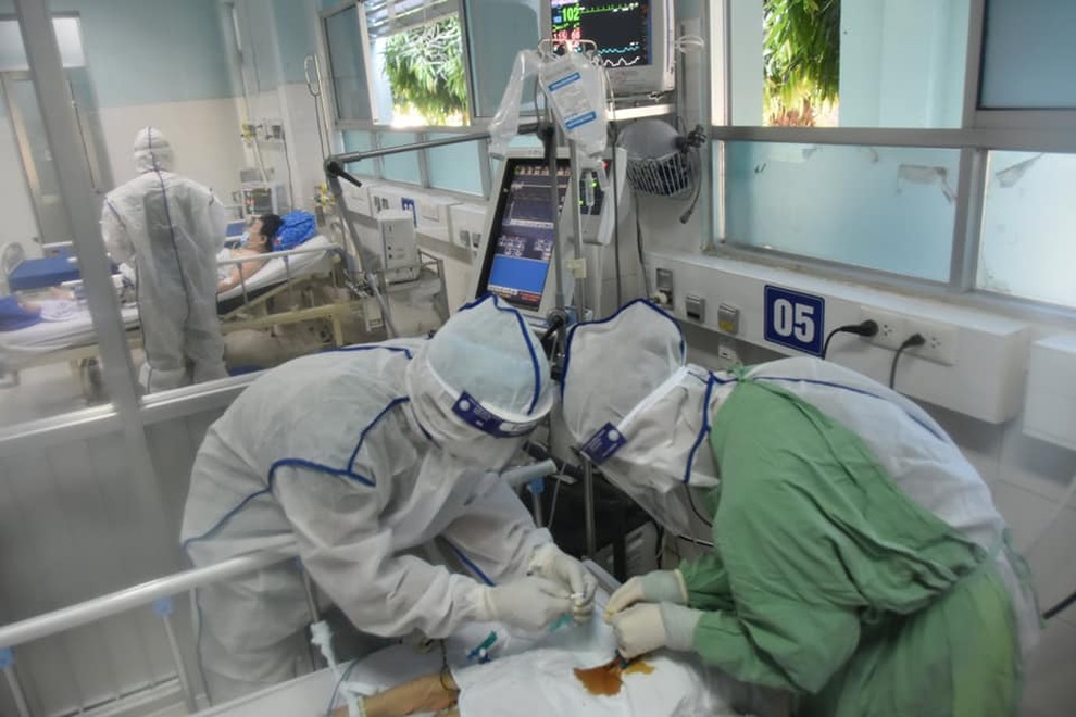 Hơn 13.000 ca Covid-19, TPHCM cần thêm hàng nghìn cán bộ y tế - 1 Hơn 13.000 ca Covid-19, TPHCM cần thêm hàng nghìn cán bộ y tế - 1