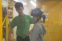 Cho thôi chức nữ hiệu trưởng trường mầm non trộm xí muội, hạt dẻ