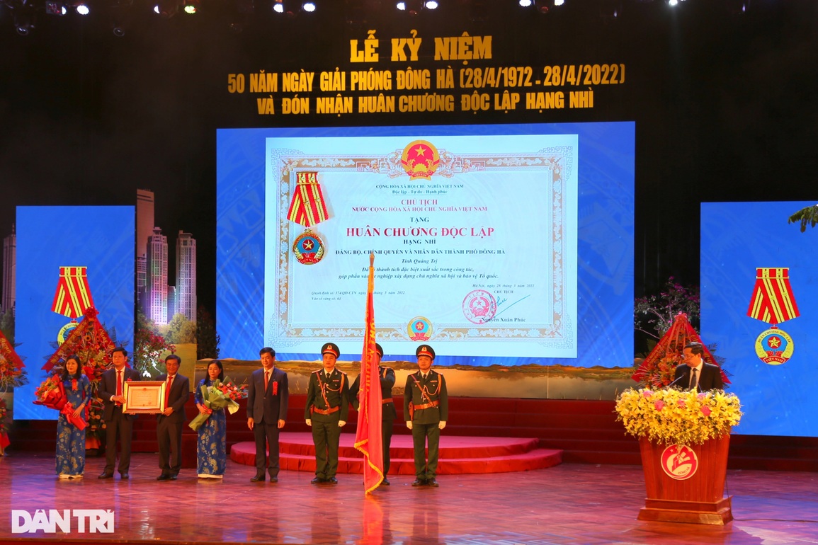 Thành phố đất lửa sau 50 năm giải phóng - 1 Thành phố đất lửa sau 50 năm giải phóng - 1