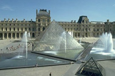 Phiên bản của Bảo tàng Louvre ở Trung Đông
