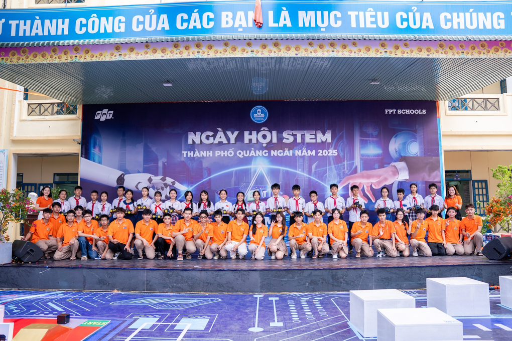 Ngày hội STEM - Không gian trải nghiệm cho gần 5.000 học sinh THCS TP Quảng Ngãi - 2 Ngày hội STEM - Không gian trải nghiệm cho gần 5.000 học sinh THCS TP Quảng Ngãi - 2