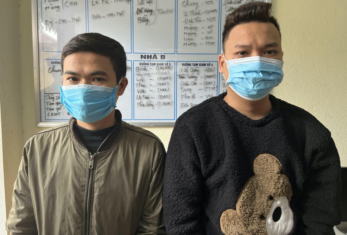 Biến quán cà phê thành động mại dâm - 1 Biến quán cà phê thành động mại dâm - 1