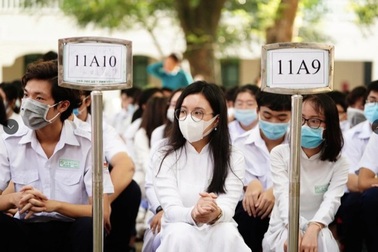 Hàng triệu học sinh ở miền Tây được miễn học phí học kỳ 1