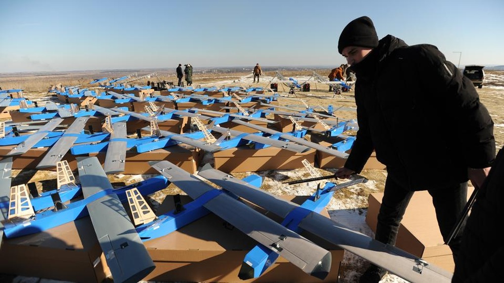 Sát thủ không chiến rợp trời: Nga - Ukraine bứt tốc cuộc đua gay cấn mới - 1 Sát thủ không chiến rợp trời: Nga - Ukraine bứt tốc cuộc đua gay cấn mới - 1