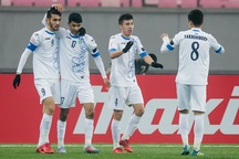 Tờ Fox Sport cảnh báo U23 Việt Nam về sức mạnh của U23 Uzbekistan
