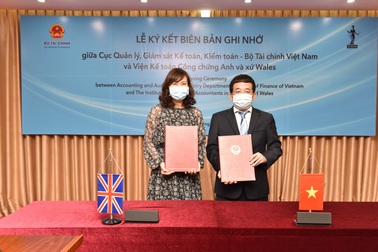 ICAEW ký kết hợp tác với Cục Quản lý, giám sát kế toán, kiểm toán