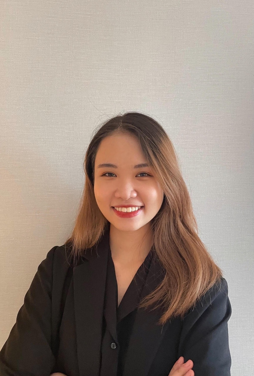 Nguyễn Hồng Thắm: Hành trình ấn tượng từ học bổng 100% đầu vào BUV đến công ty tư vấn hàng đầu thế giới - 2 Nguyễn Hồng Thắm: Hành trình ấn tượng từ học bổng 100% đầu vào BUV đến công ty tư vấn hàng đầu thế giới - 2