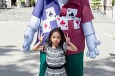 Chu Diệp Anh cùng loạt các bé hội tụ đón dàn quái vật về Việt Nam