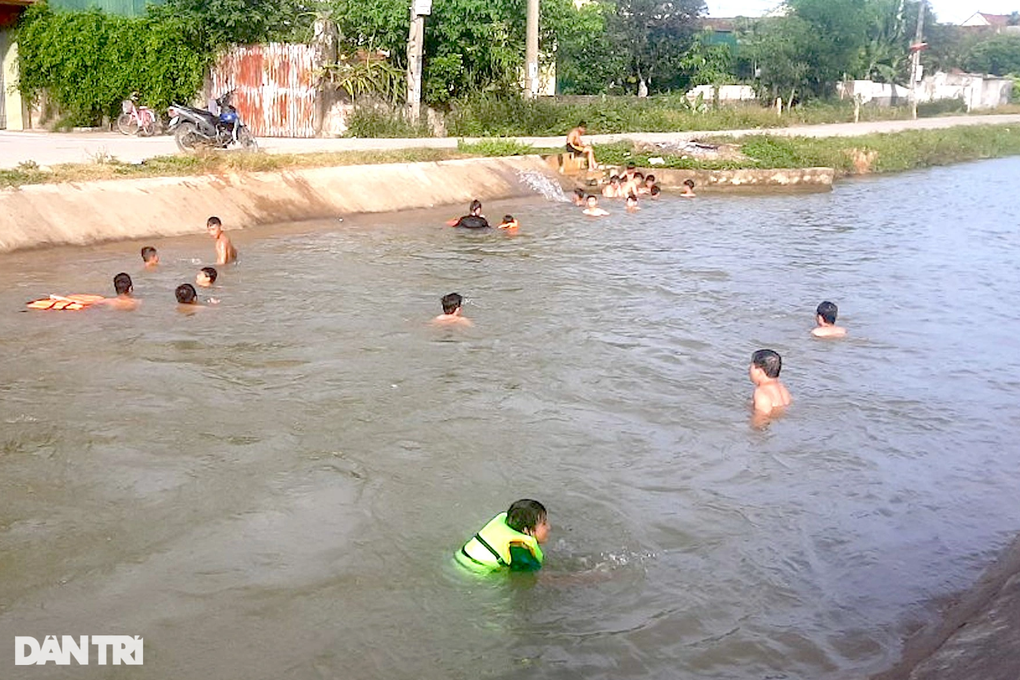Hiểm họa mang tên niềm vui nghỉ hè với trẻ em - 11 Hiểm họa mang tên niềm vui nghỉ hè với trẻ em - 11