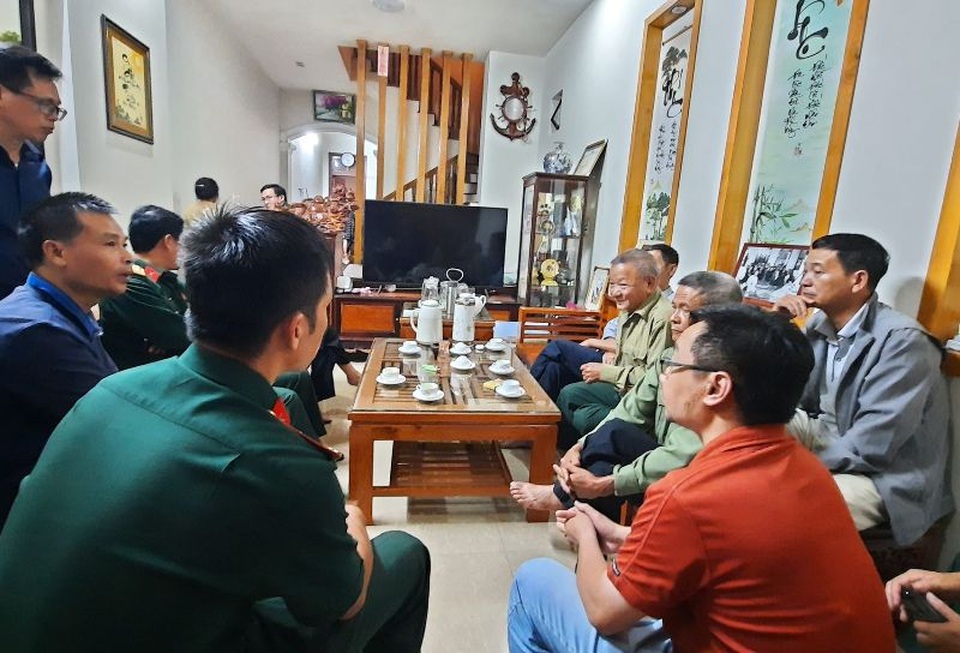 Tang thương Rào Trăng: Lỡ lời hẹn cuối tuần về đưa con đi nhập học - 1 Tang thương Rào Trăng: Lỡ lời hẹn cuối tuần về đưa con đi nhập học - 1
