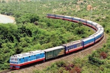 Thủ tướng hỏa tốc yêu cầu giao vốn, "cứu" gần 25.000 lao động đường sắt