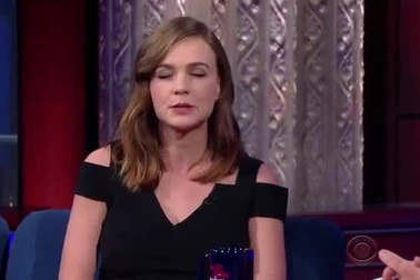 Carey Mulligan tái xuất xinh đẹp