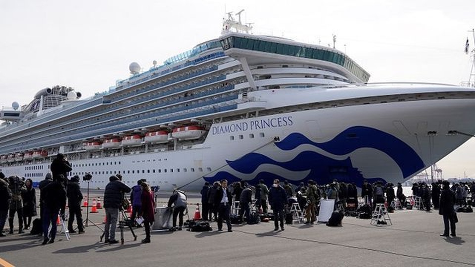 Hướng dẫn viên đoàn khách trên tàu Diamond Princess đã quay lại khu cách ly - 1 Hướng dẫn viên đoàn khách trên tàu Diamond Princess đã quay lại khu cách ly - 1
