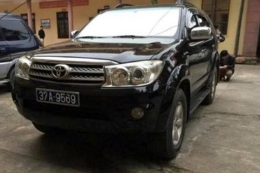 Đình chỉ công tác cán bộ Sở GTVT sử dụng xe công sai mục đích