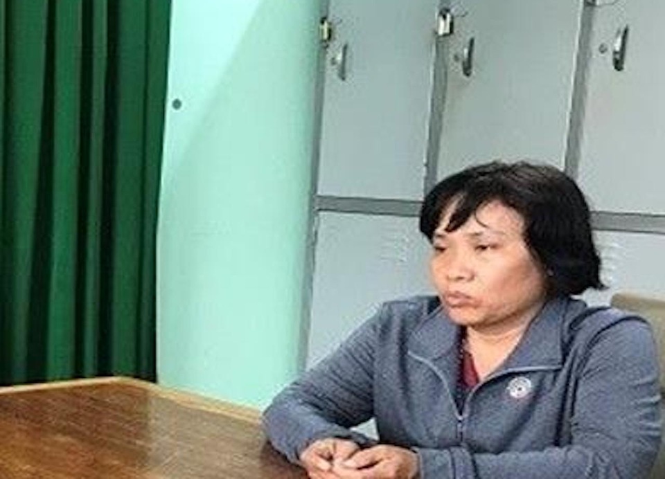 Bắt nhóm đối tượng chuyên cho vay với lãi suất đến 180%/năm - 1 Bắt nhóm đối tượng chuyên cho vay với lãi suất đến 180%/năm - 1