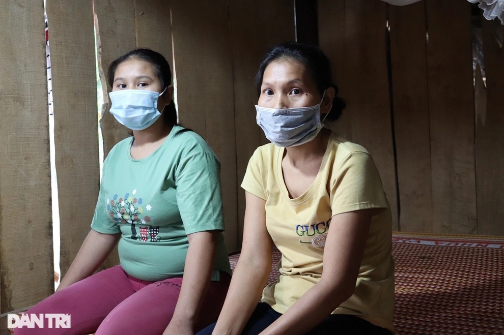 Bạn đọc Dân trí giúp đỡ người mẹ nuôi con, cháu khờ dại hơn 90 triệu đồng - 2