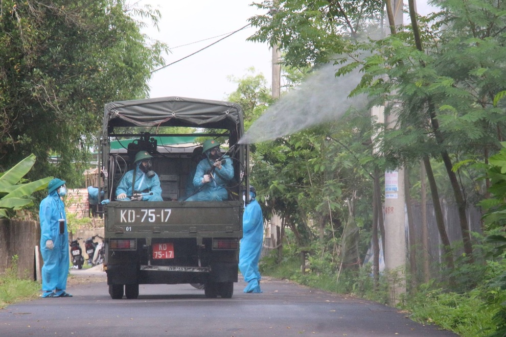 Giãn cách xã hội toàn thành phố Hà Tĩnh từ 12h hôm nay - 10 Giãn cách xã hội toàn thành phố Hà Tĩnh từ 12h hôm nay - 10