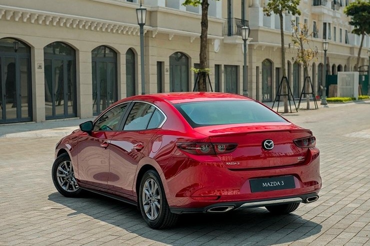 View - Cùng tầm tiền, chọn MG7 tiêu chuẩn hay Mazda3 bản cao nhất? | Báo Dân trí