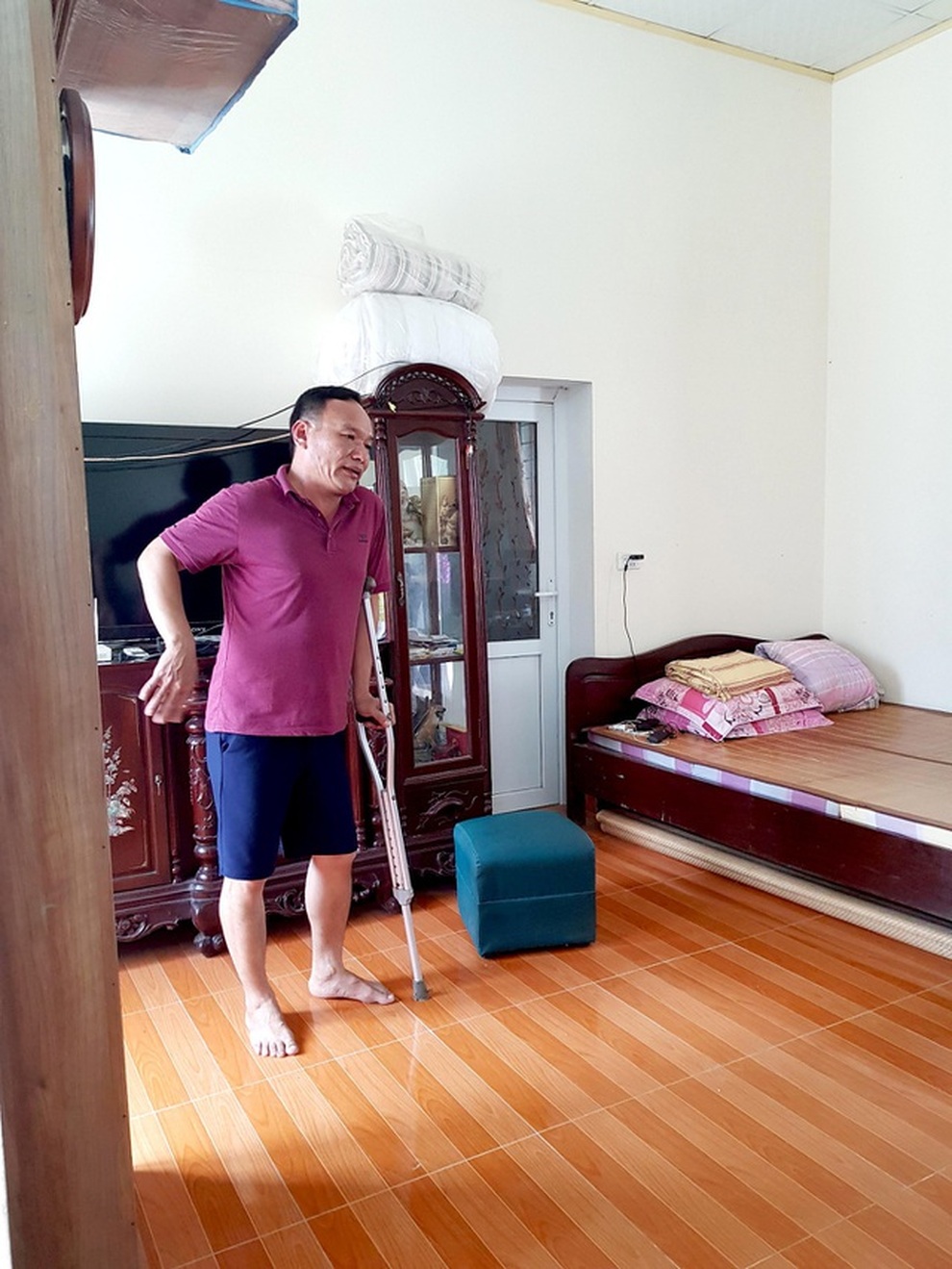 Người đàn ông viêm khớp thoát khỏi nguy cơ tàn phế - 1 Người đàn ông viêm khớp thoát khỏi nguy cơ tàn phế - 1
