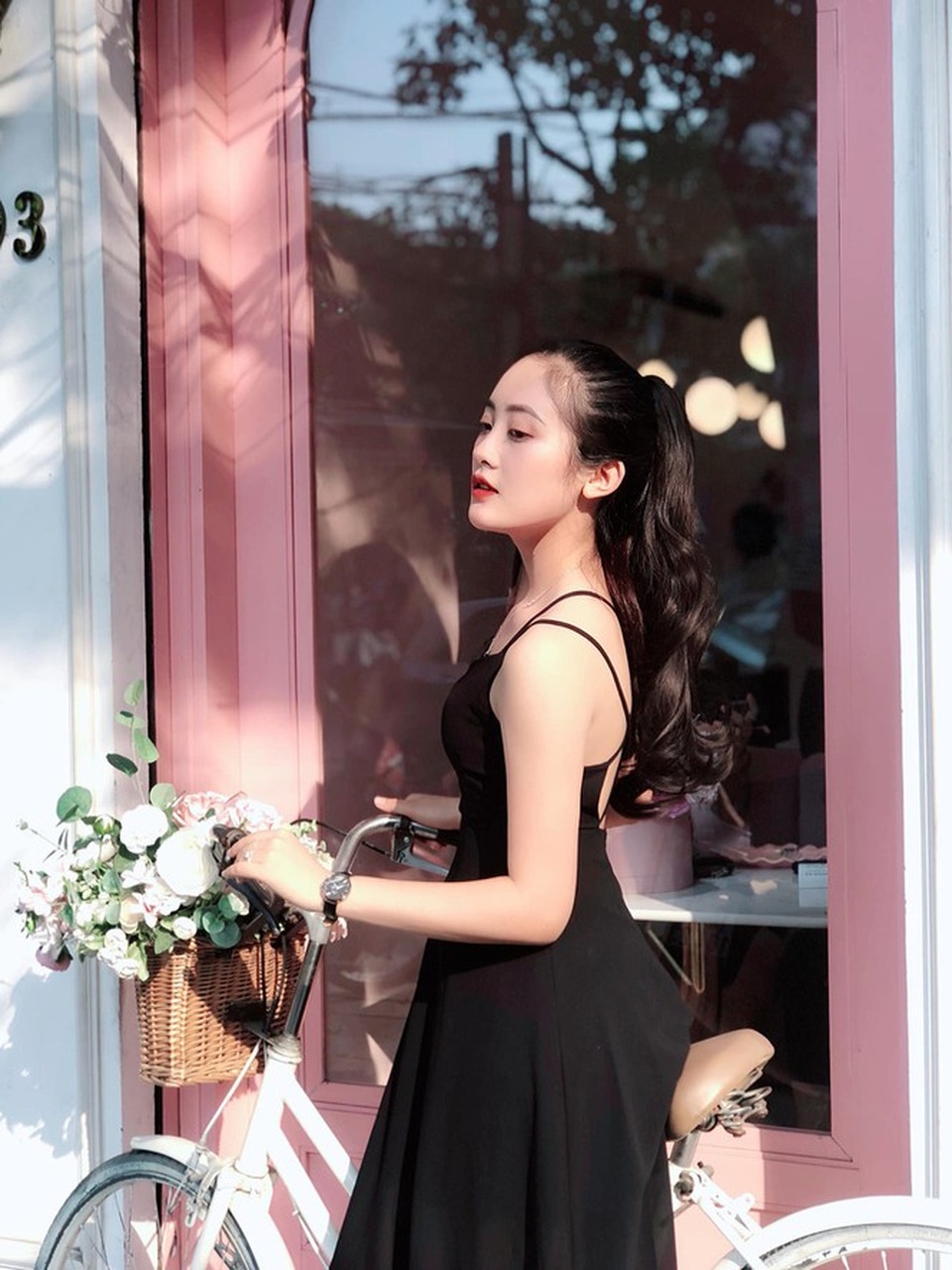 Hoa khôi Học viện Tài chính: Tôi hài lòng với cuộc sống hiện tại - 10 Hoa khôi Học viện Tài chính: Tôi hài lòng với cuộc sống hiện tại - 10