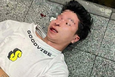 Nam DJ bị hành hung tập thể khi đi làm ở khu phố du lịch nổi tiếng