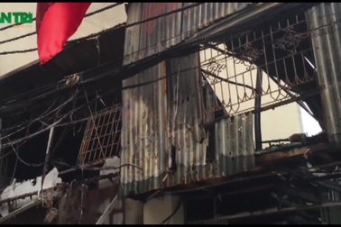 Cháy lớn sáng mùng 4 tết tại Hà Nội