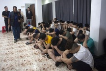 Indonesia trục xuất 153 người Trung Quốc nghi lừa đảo tình cảm qua mạng