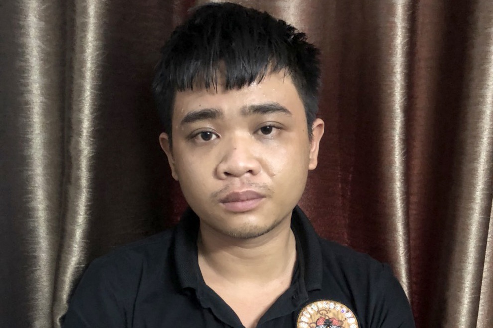 TPHCM: Nam thanh niên mang súng đi cướp lấy tiền nuôi vợ hờ và con - 1 TPHCM: Nam thanh niên mang súng đi cướp lấy tiền nuôi vợ hờ và con - 1