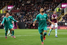 Liverpool nhọc nhằn đánh bại 10 người của Burnley