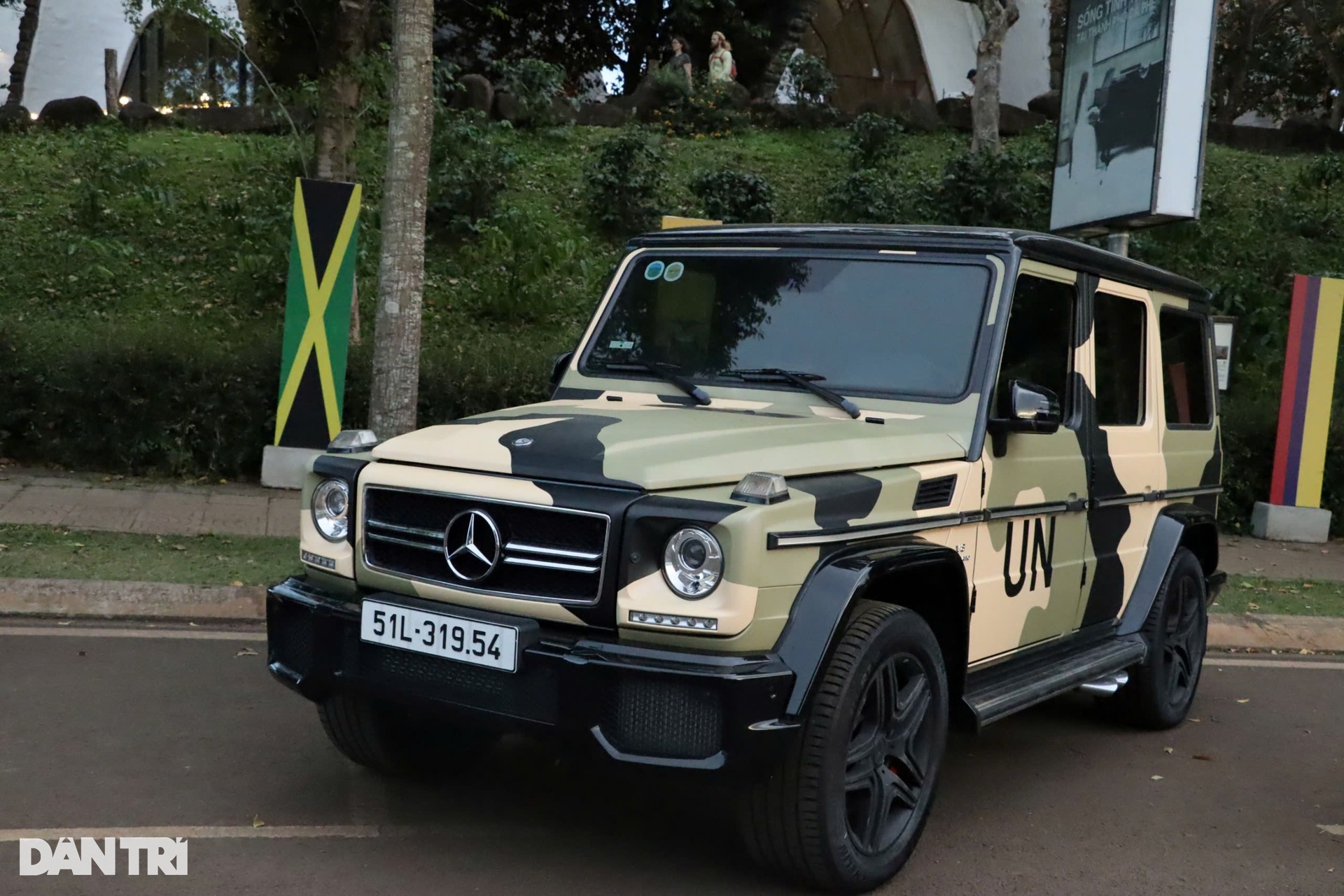 Ngắm dàn xe Mercedes-Benz cổ của ông Đặng Lê Nguyên Vũ - 10 Ngắm dàn xe Mercedes-Benz cổ của ông Đặng Lê Nguyên Vũ - 10