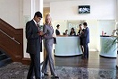 Hội thảo César Ritz, Thụy Sỹ: Đại học César Ritz tổ chức