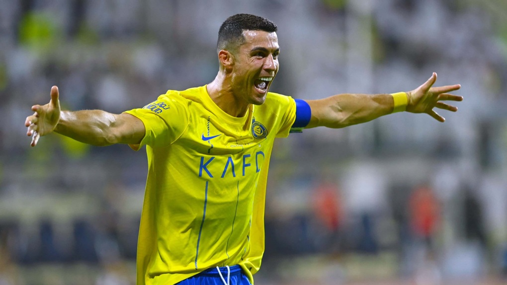 C.Ronaldo tiết lộ bất ngờ về mối quan hệ với Lionel Messi - 2 C.Ronaldo tiết lộ bất ngờ về mối quan hệ với Lionel Messi - 2