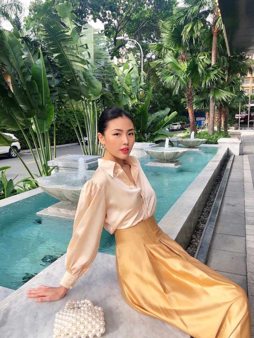 Hot girl tiếp viên hàng không lột xác gợi cảm khi tách khỏi đồng phục bay - 5 Hot girl tiếp viên hàng không lột xác gợi cảm khi tách khỏi đồng phục bay - 5