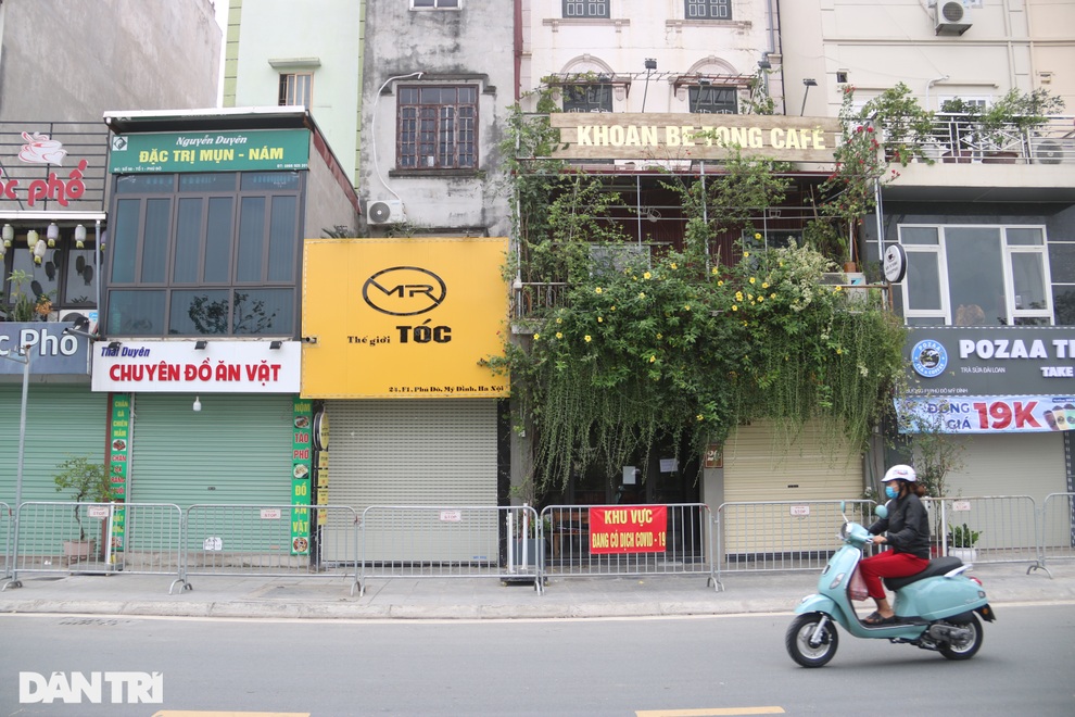 Cận cảnh khu dân cư có 36 ca F0 bị phong tỏa ở Hà Nội - 4 Cận cảnh khu dân cư có 36 ca F0 bị phong tỏa ở Hà Nội - 4